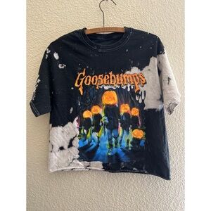 Goosebumps Pumpkin Crop Top Women’s Size Medium